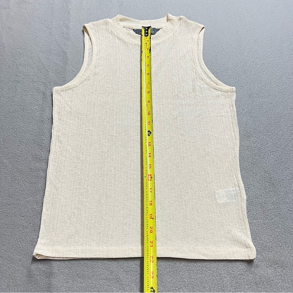 Semi-Sheer‎ Tank - Picture 7 of 7